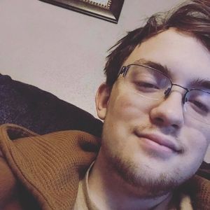 Meet your Posher, Colby